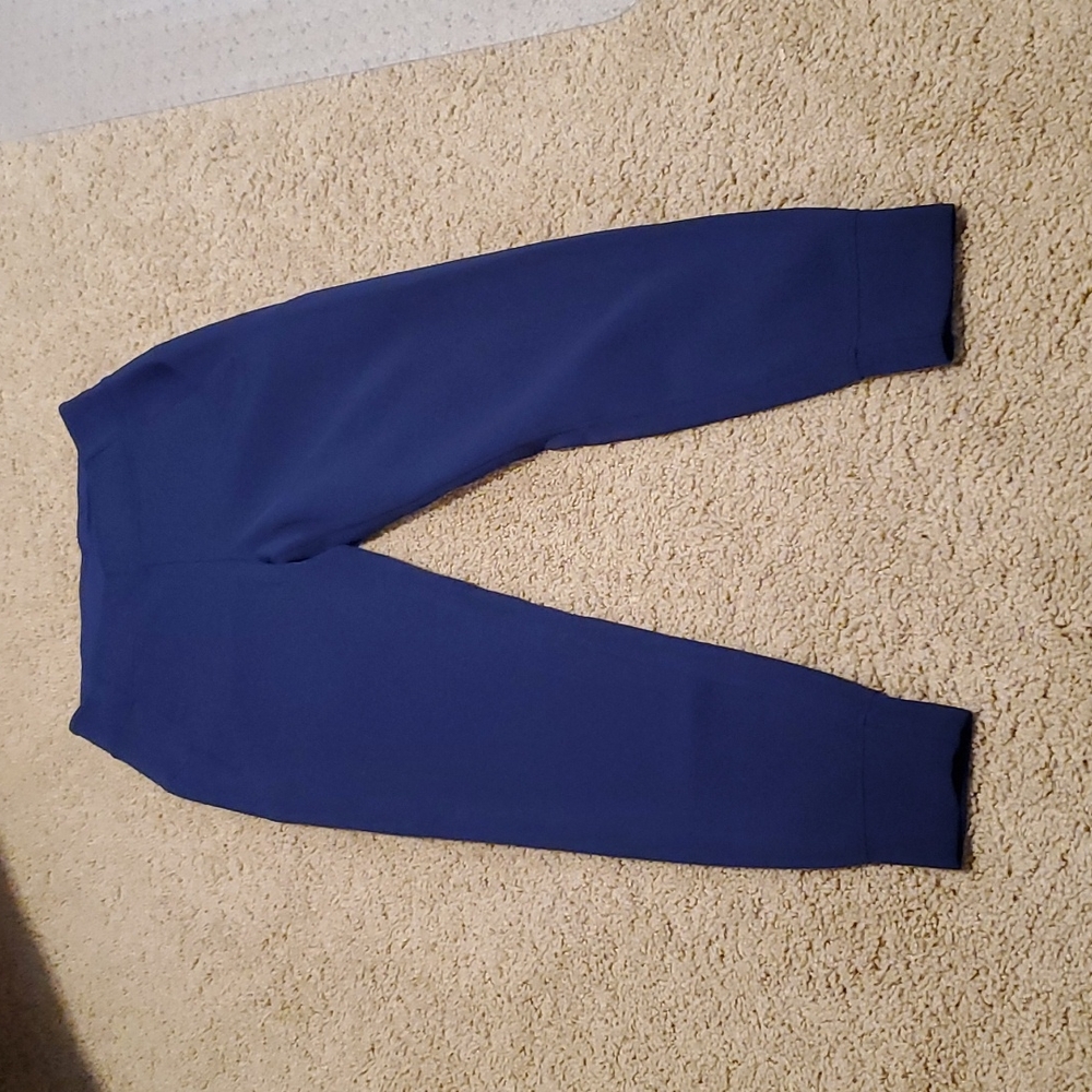 Lululemon Navy Blue Jogger pant size 8